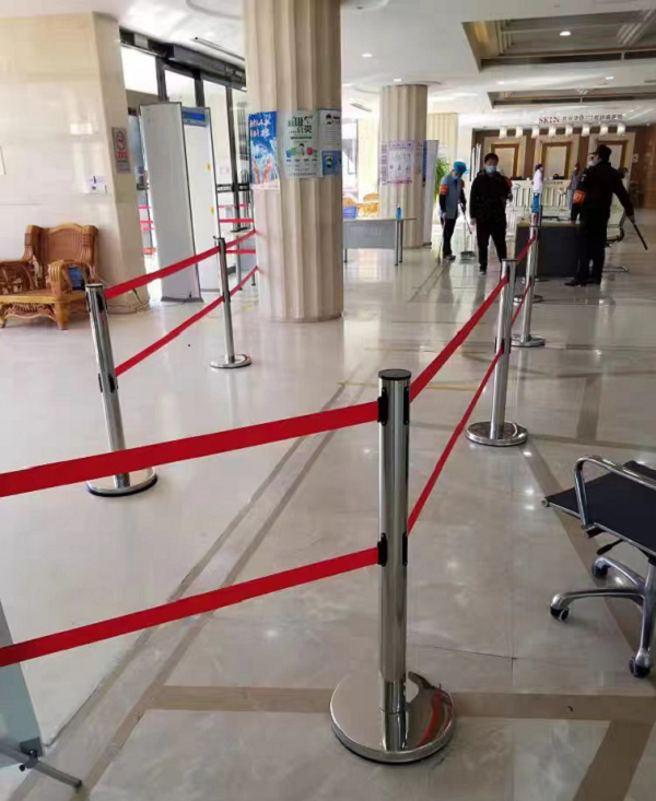 Double belt retractable queue stand Malaysia