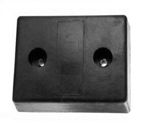 Loading bay bumper for warehouse docks