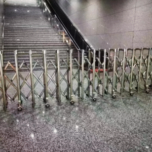Stainless steel barrier gate dimensions 0.9m height 7m expand